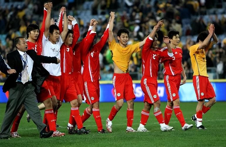 02年世界杯中国队比赛